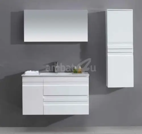 ארון תלוי לבן מבריק