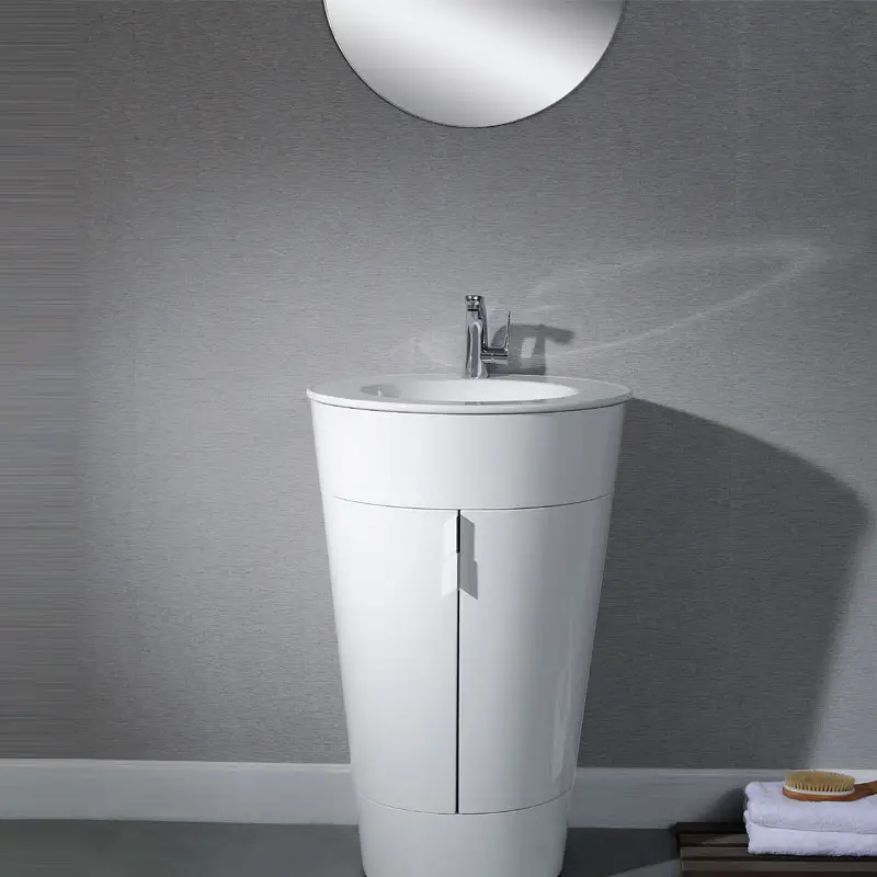 ארון אמבטיה עומד